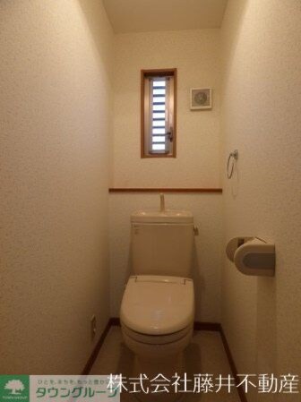 タウンコートワラビの物件内観写真